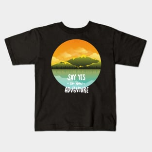 Ready for new adventure time love travel Explore the world holidays vacation Kids T-Shirt